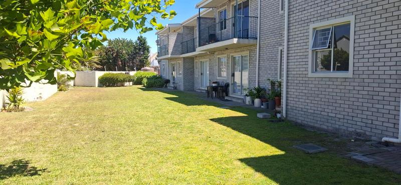 To Let 2 Bedroom Property for Rent in West Beach Western Cape